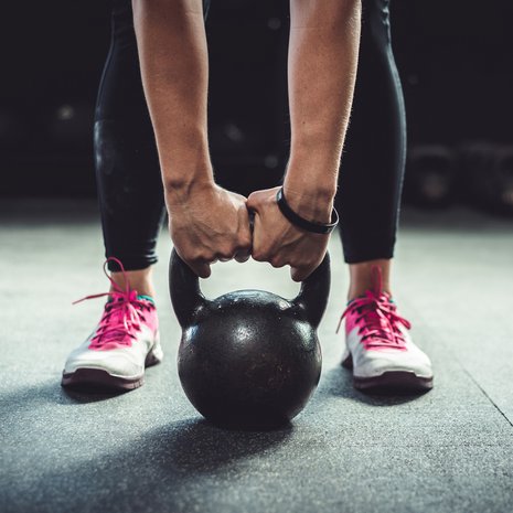  Kiukun purkamiseen erityisen tehokas laji on kahvakuulatreeni. 