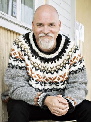 Syksy on Niko Kivelän lempiaikaa tehdä vaelluksia. Usein seurana on oma poika. "Tykkäämme kumpikin makuupussissa nukkumisesta."