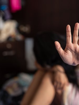 Nuori piilottelee usein viiltelyä vanhemmiltaan, koska saattaa ajatella suojelevansa vanhempaa omalta pahalta ololtaan. 