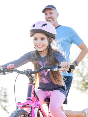 Mitä isommaksi lapset kasvavat, sitä helpompi heidän kanssaan on harrastaa yhdessä. Kuva: <span class="photographer">iStockphoto</span>