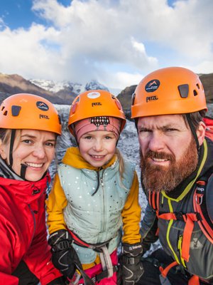 Satu Rämö on asunut Reykjavíkissa kymmenen vuotta. Hänellä on kaksi tytärtä jäätikköoppaana työskentelevän miehensä kanssa. Kuva: <span class="photographer">Björgvin Hilmarsson</span>