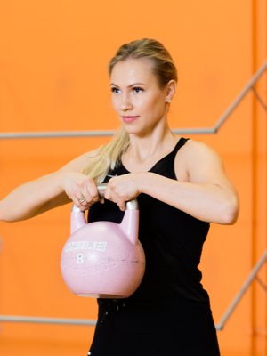 Liikunnan parhaita puolia: salitreeni on Briannan omaa aikaa, joka lisää energiaa päivään. Kuva: <span class="photographer">Heli Blåfield</span>