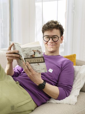 "Vapaalla kaipaan ihan eri mielenmaisemaa kuin urheilua. Äänikirja tai romaani saa ajatukseni töistä muihin tarinoihin", Riku Salminen kertoo.