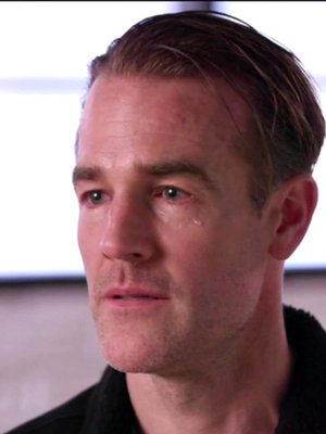 James Van Der Beek murtui kyyneliin kertoessaan vaimonsa kokemasta keskenmenosta Tanssii tähtien kanssa -lähetyksessä. 