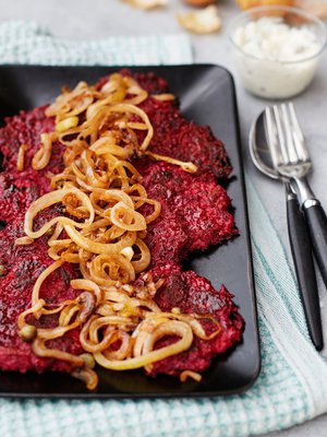 Kvinoaa, punajuurta ja perunaa, niin maukasta ja hyvää.