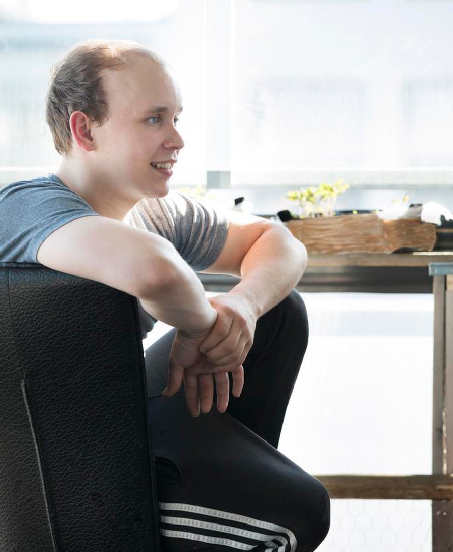 Anatolin lapsuudenperheessä lihaa pidettiin tärkeänä osana ruokavaliota, joten Anatoli piti ensin itsestään selvänä, että myös hänen lapsensa söisi lihaa.