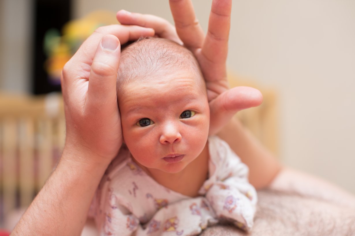 Vastasyntynyt ei vielä kykene juurikaan painamaan asioita muistiinsa, mutta hän tunnistaa vanhempansa. Kuva: Shutterstock