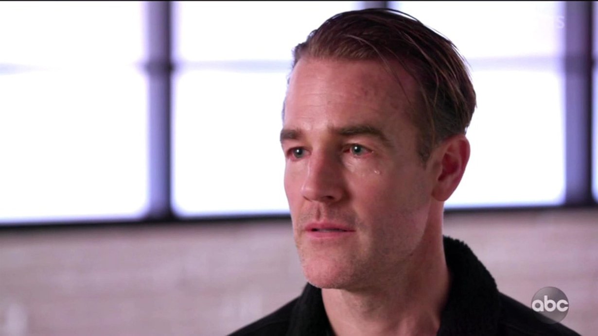 James Van Der Beek murtui kyyneliin kertoessaan vaimonsa kokemasta keskenmenosta Tanssii tähtien kanssa -lähetyksessä.