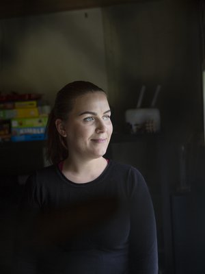 Yhden lapsen äitinä Mirja tietää, mistä jää paitsi, kun toista lasta ei toiveista huolimatta kuulu.