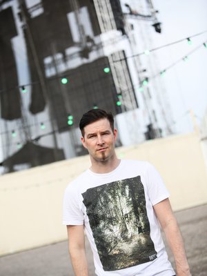 Ville Virtanen eli Darude esiintyi Helsinki Weekend -festivaaleilla vuonna 2015. Kuva: <span class="photographer">Terhi Ylimäinen</span>