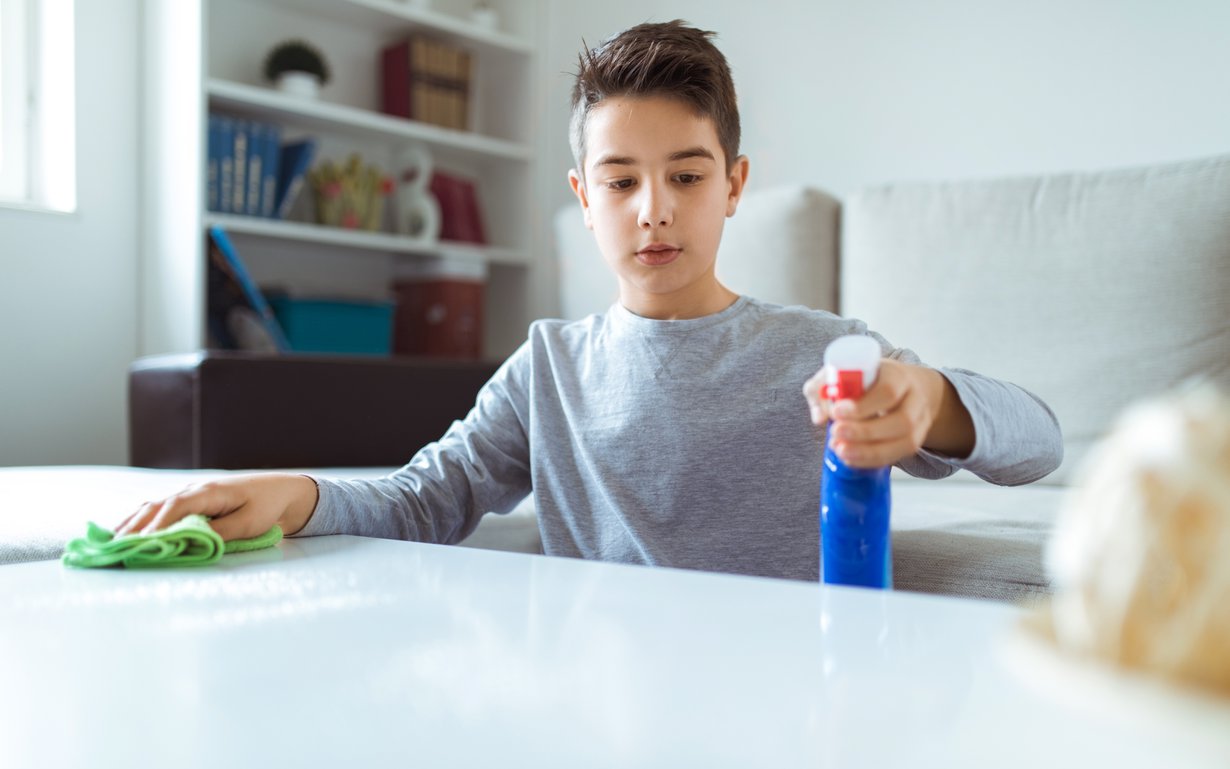 Pöytä kiiltää, kukkaro kiittää, vai miten se oli? Kuva: iStockphoto