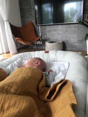 Vihdoin kotona. Lääkärintarkastuksen jälkeen kotiutuminen siirtyi aiottua myöhemmäksi.