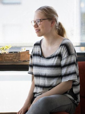 Vanessa jutteli jo raskausaikana ravitsemusterapeutin kanssa siitä, mitä huomioida lapsen vegaaniruokavaliossa.