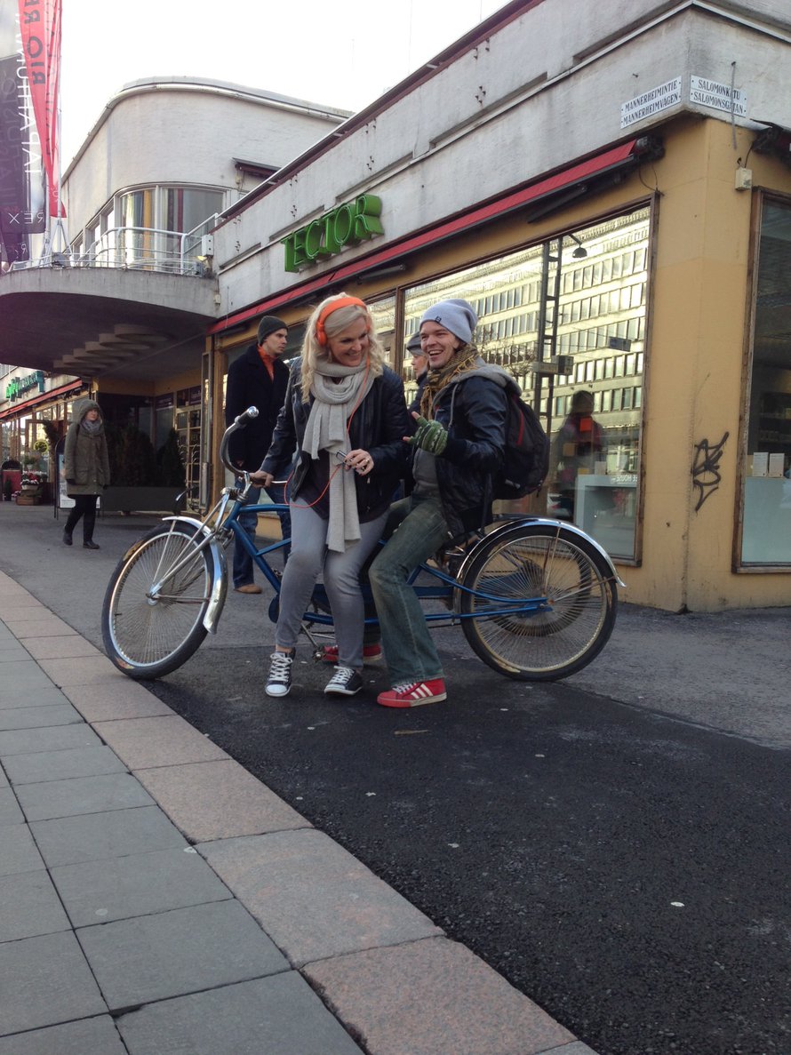 Finaaliin valmistauduttiin monella tapaa, sunnuntaina selviää tämäkin säätö :-)