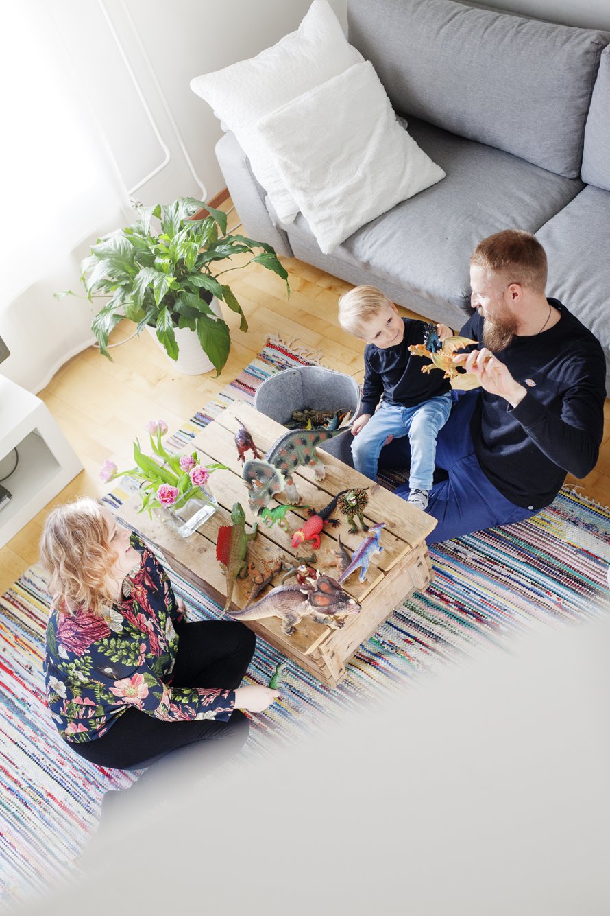”Luulin vauva-aikana olevani masentunut, vaikka olin vain univelkainen”, äiti Marika sanoo. 