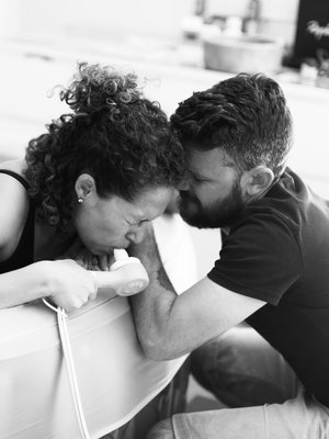 Synnytystoiveiden tulisi olla aidosti lähtöisin synnyttäjästä itsestään eikä perustua siihen, mitä odottaja ajattelee olevan tapana. Kuva: <span class="photographer">iStockphoto.</span>