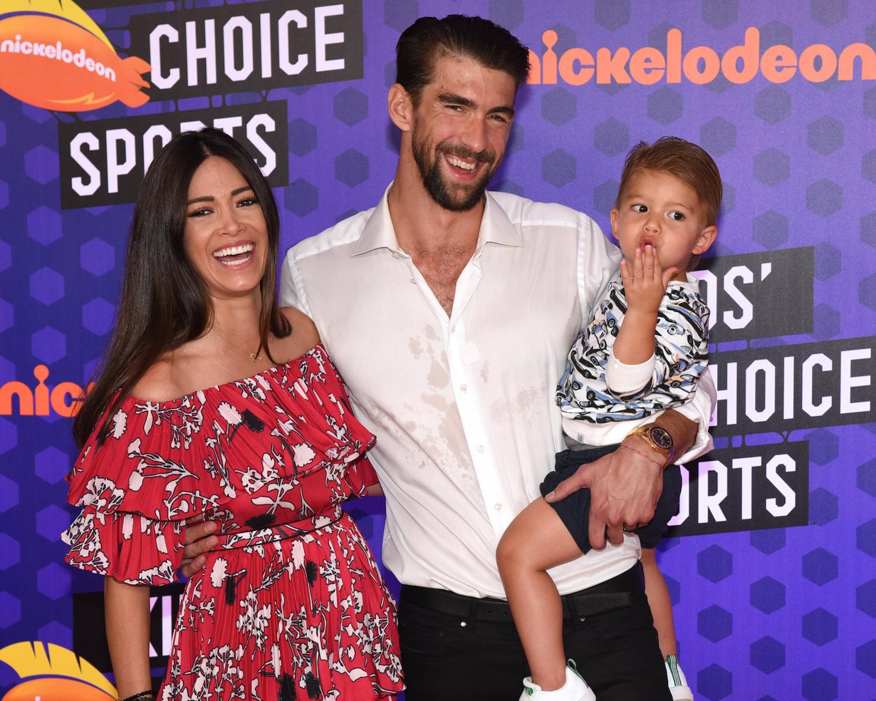 Uimari Michael Phelpsin esikoinen Boomer on jo päässyt edustustehtäviin yhdessä isänsä ja äitinsä Nicolen kanssa. Kuva: MVPhotos