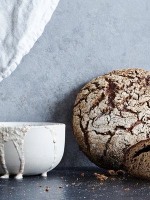 Muista! Ruisleivästä tulee mehevä ja maukas, kun taikina on löysähkö.