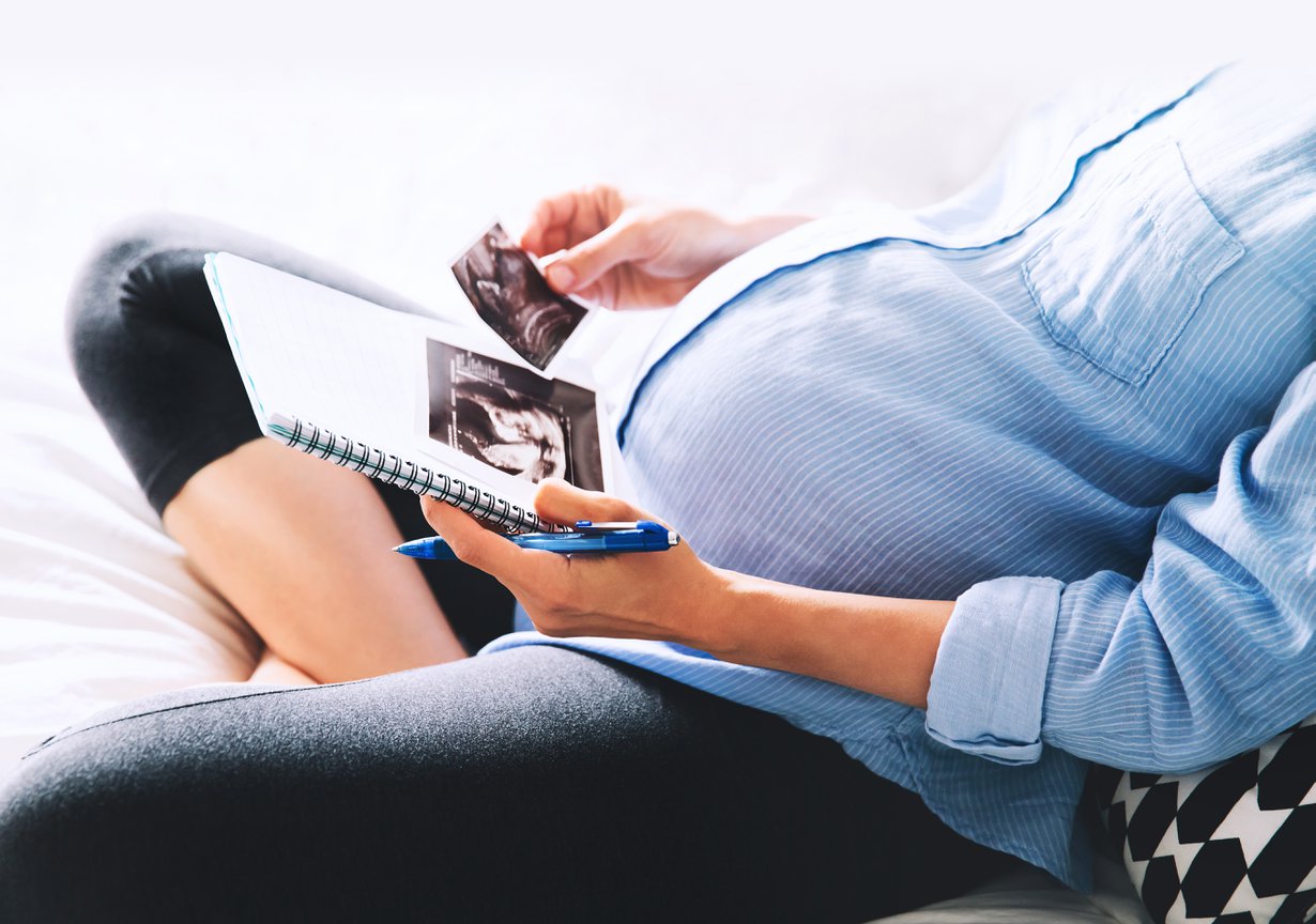 Omia kulutustottumuksiaan kannattaa punnita kriittisesti: ostanko tarpeeseen vai tavan vuoksi? Kuva: iStockphoto