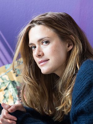 "Työni tarjoaa riittävästi jännitystä. Vapaa-ajalla haluankin vain laiskotella ja lukea kirjoja."