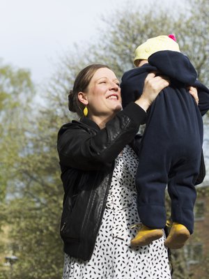 Sadun kirja Projekti vauva kertoo, miten omaan hedelmällisyyteensä voi vaikuttaa. Sadun esikoinen on 1-vuotias, ja perheeseen syntyy syksyllä toinen lapsi.