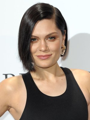 Brittilaulaja Jessie J tunnetaan muun muassa hitistään Price Tag. Lisäksi hän on kirjoittanut kappaleita muille tunnetuille artisteille, kuten Miley Cyrusille. Kuva: <span class="photographer">MVPhotos</span>