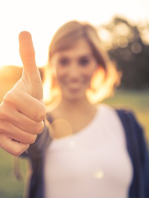 Oletko ylpeä lapsestasi? Hienoa, kerro se hänelle – ja muille vasta, jos se on lapsellesikin ok. Kuva: <span class="photographer">iStockphoto</span>