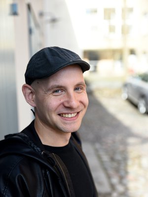 Monesti erityisperheet joutuvat lastensuojelun asiakkaaksi, koska muutakaan tahoa ei ole, Arto Bäckström sanoo. Kuva: <span class="photographer">Marika Finne</span>