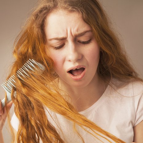 päänahan kuivuus, hilse, rasvoittuva tukka