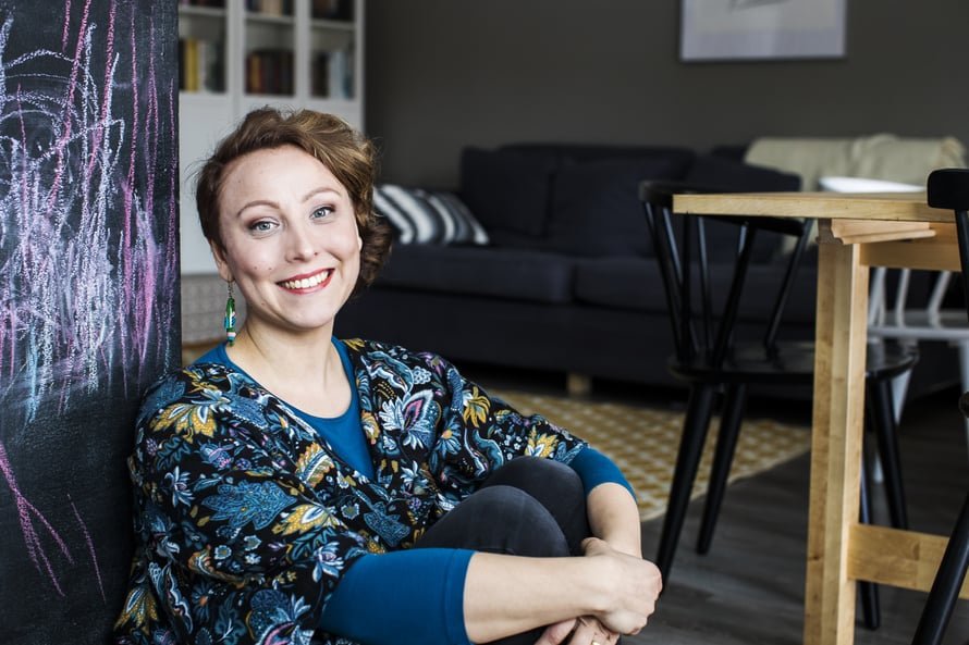 Sielu on väsynyt, hauras ja ollut jollakulla muulla pitkään lainassa. Juuri siltä minusta tuntuu, Anni Alatalo kirjoittaa.