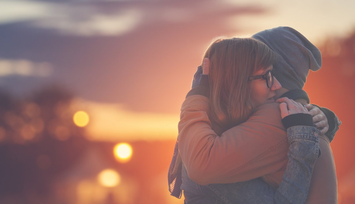 Yritetäänkö vauvaa? Muun muassa ovulaation havaitseminen ja oman kuukautiskierron tunteminen auttaa yritystä. Kuva: iStockphotos