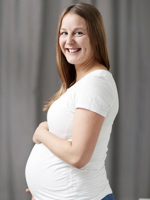 Mari odottaa esikoistaan. – Minulla ja miehelläni oli molemmilla vauvakuume, miehelläni jo ennen minua.