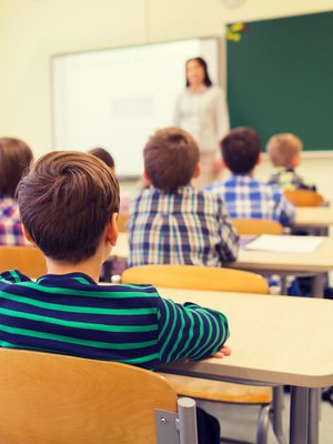 HPV-rokote estää papilloomaviruksen aiheuttamia syöpiä. Tällä hetkellä rokote annetaan ilmaiseksi 11–12-vuotiaille tytöille. Kuva: <span class="photographer">iStockphoto</span>