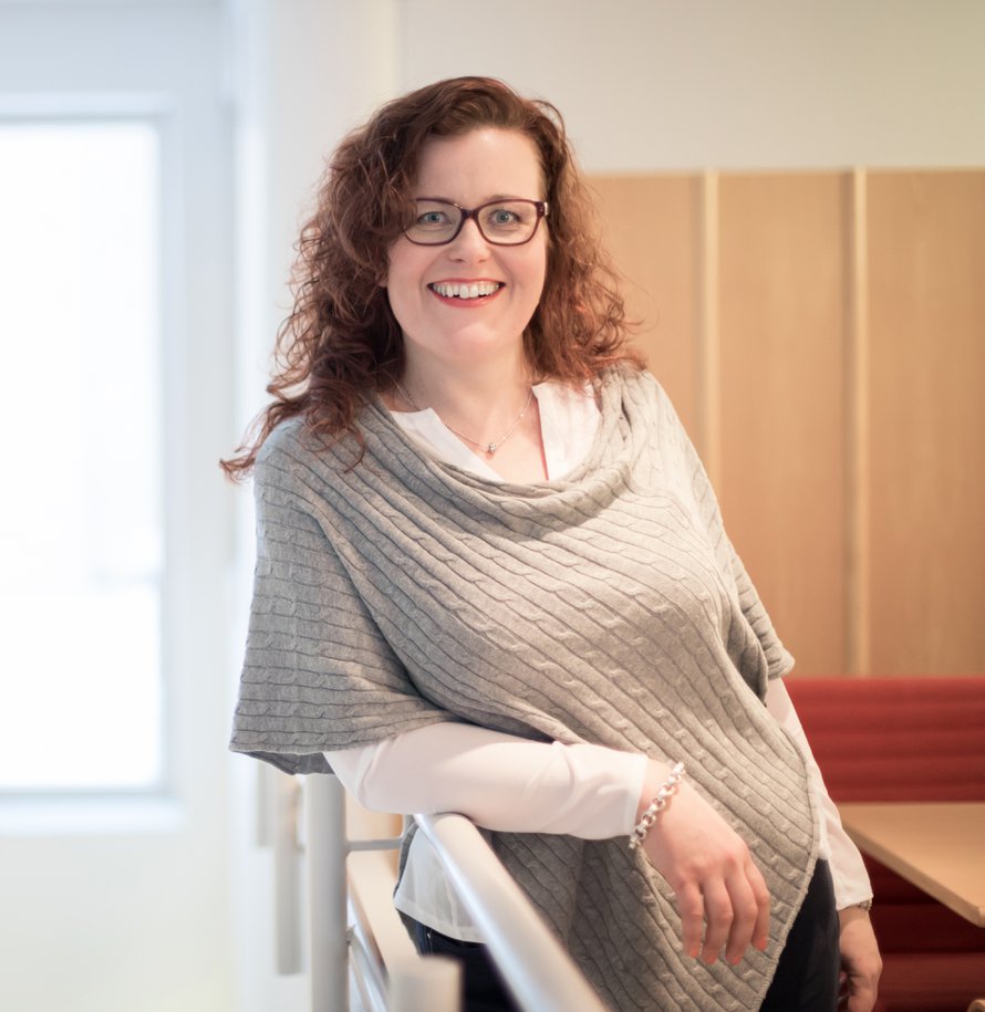 Päättynyt parsiuhde ei ole koskaan epäonnistunut suhde, vaan siinä on opittu ja muokattu omia rakastamisen ja rakastetuksi tulemisen taitoja, Anne-Mari sanoo. Kuva: <span class="photographer">Nelli Kivinen</span>