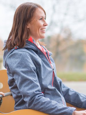 Kati pumppasi työpaikalla maitoa vauvalle. – Halusin tarjota hänelle imetyksen tuoman ilon ja turvan. Kuva: <span class="photographer">Pauliina Rasi</span>