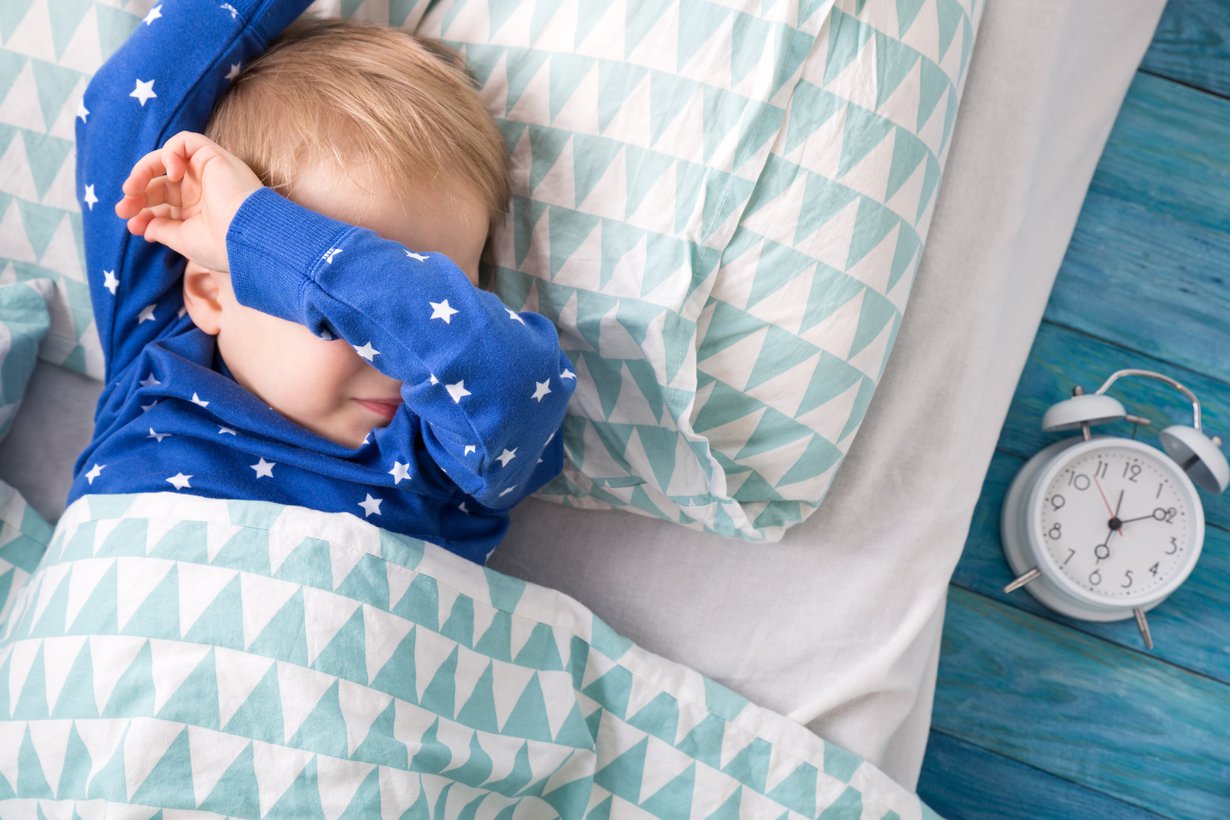 Pystyasento on yksi kurkunpääntulehduksen ensiapu. Kuva: iStockphoto