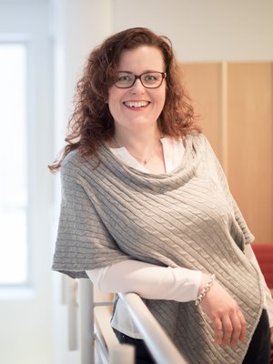 Päättynyt parsiuhde ei ole koskaan epäonnistunut suhde, vaan siinä on opittu ja muokattu omia rakastamisen ja rakastetuksi tulemisen taitoja, Anne-Mari sanoo. Kuva: <span class="photographer">Nelli Kivinen</span>