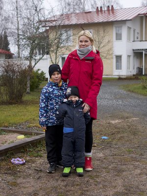 Mira kaipaa apua poikiensa kiukkukohtausten hillitsemiseen. Kuva: <span class="photographer">AVA</span>