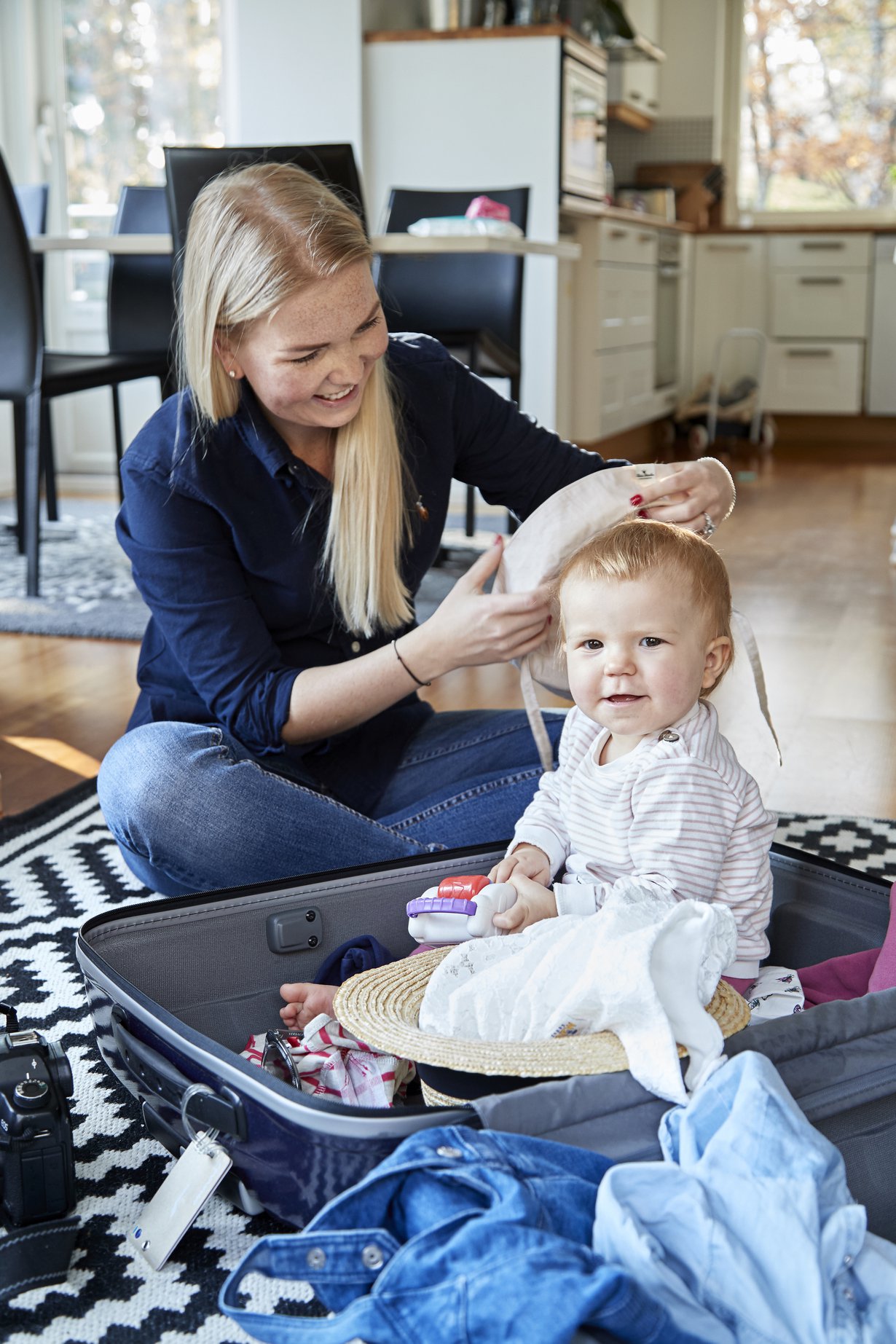 Antti ja Irina ovat huomanneet, että Anni kehittyy ja oppii matkoilla uusia asioita.
