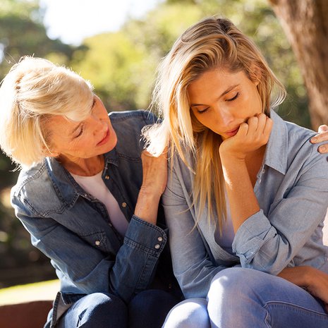 ylihuolehtiva äiti ja tytär kuinka suhde paremmaksi