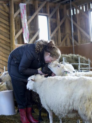 Oma maatila on Maijan toteutunut unelma. Kuvat: Kristiina Kontoniemi.