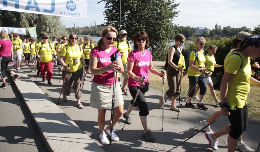 P&auml;&auml;toimittaja Taina Risto starttasi matkaan yhdess&auml; Espanjassa asuvan lukijan Ulla Lipastin kanssa.