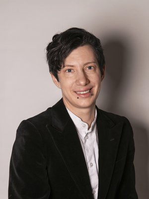 Nuorempi lapsi ei ehkä enää kohta edes muista, että ennen isä olikin äiti. Kuva: <span class="photographer">Timo Suutarinen.</span>