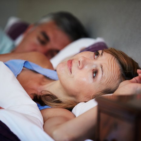 Vaihdevuodet unettomuus hormonihoito